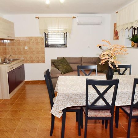 Apartman Bingo Josipdol Ngoại thất bức ảnh