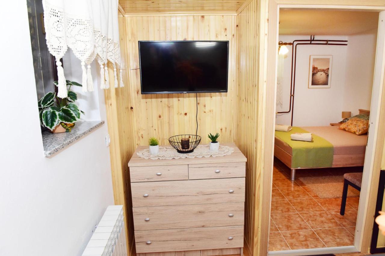Apartman Bingo Josipdol Ngoại thất bức ảnh