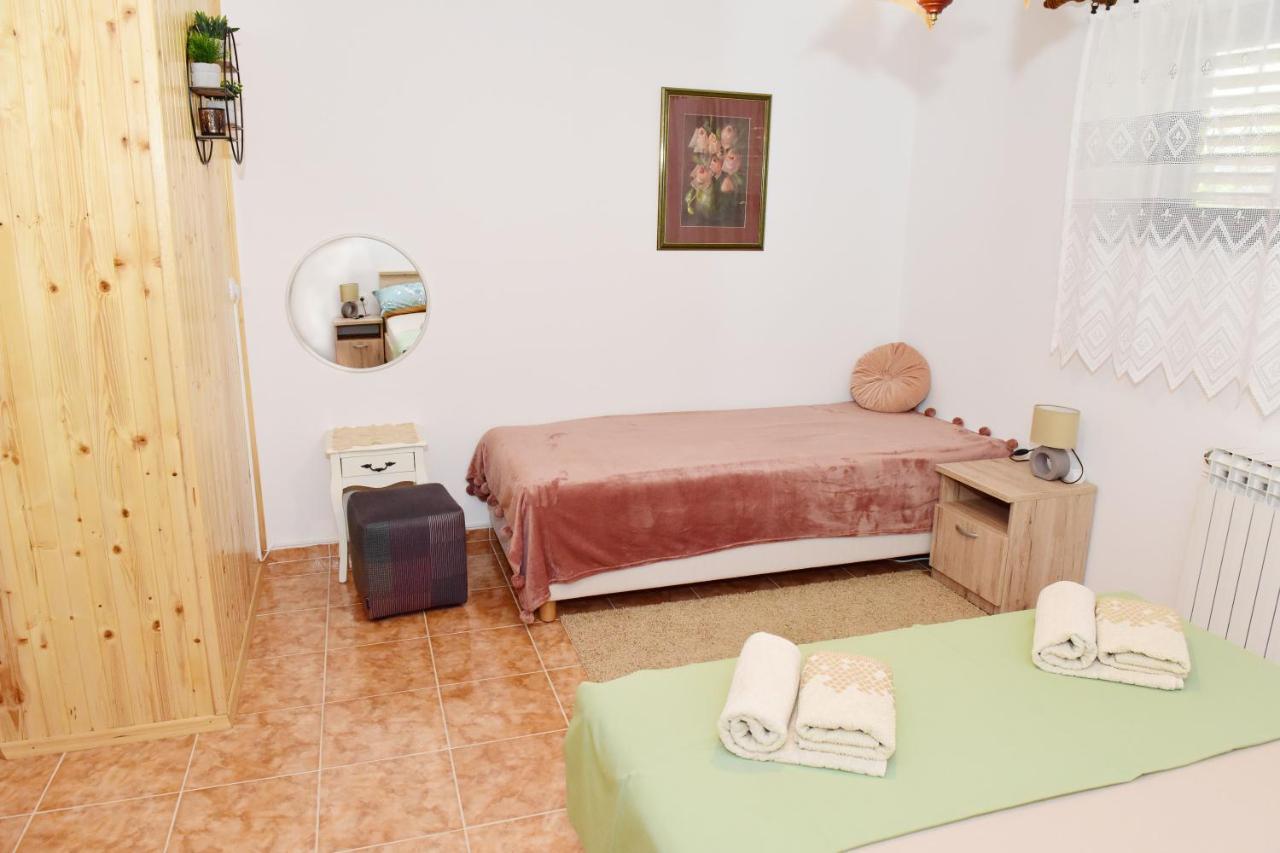 Apartman Bingo Josipdol Ngoại thất bức ảnh