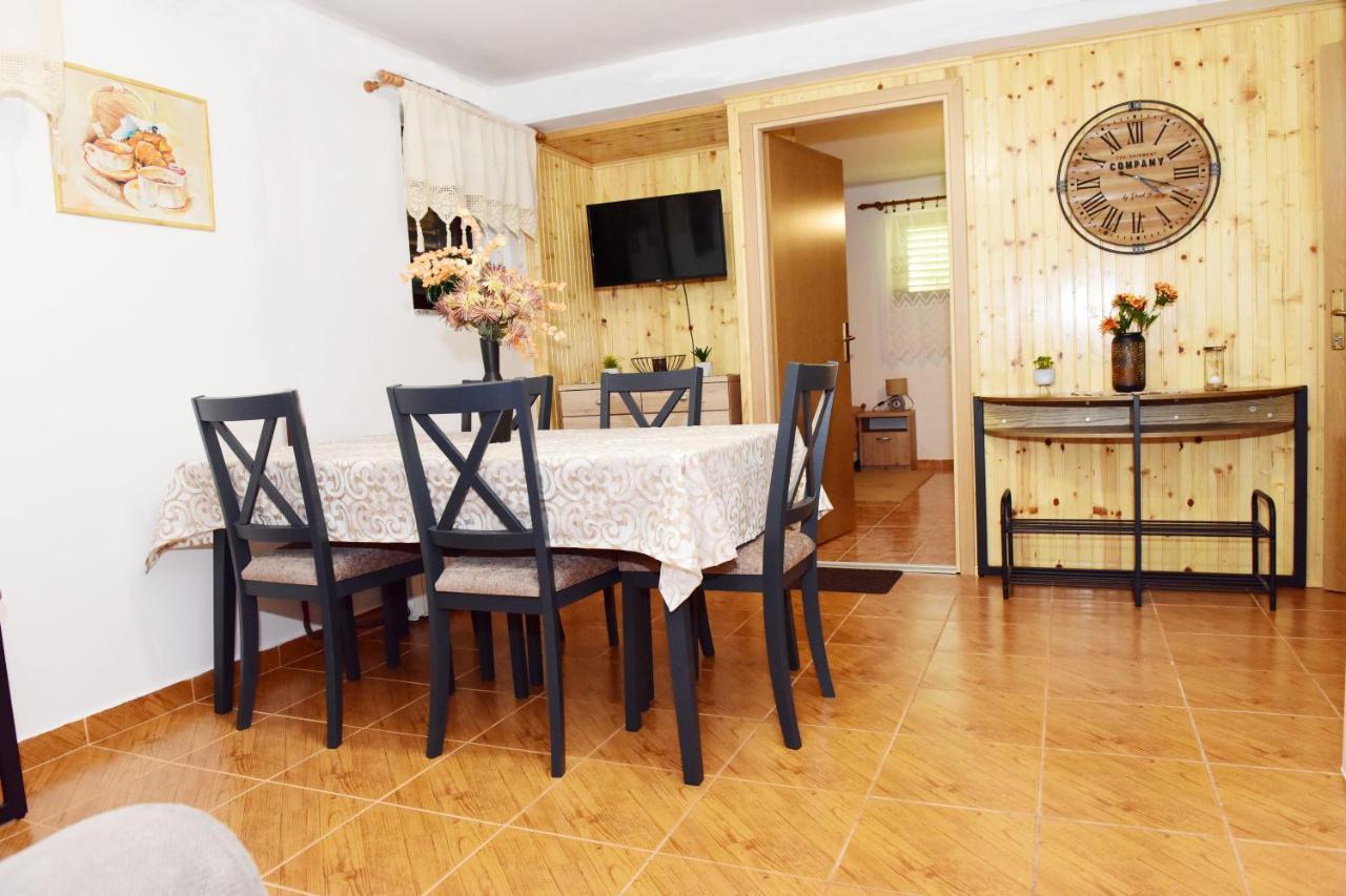 Apartman Bingo Josipdol Ngoại thất bức ảnh